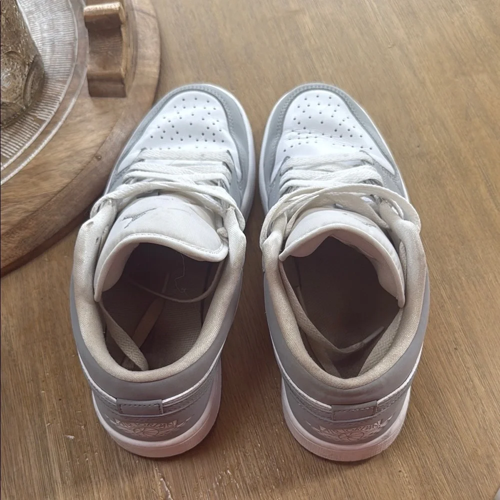 Women’s Air 1 Jordan Low Gray and White Sneakers - Picture 5 of 6